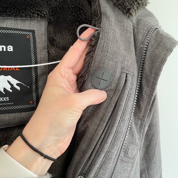 TNA Avoriaz XXS Parka - Picture 5 of 16